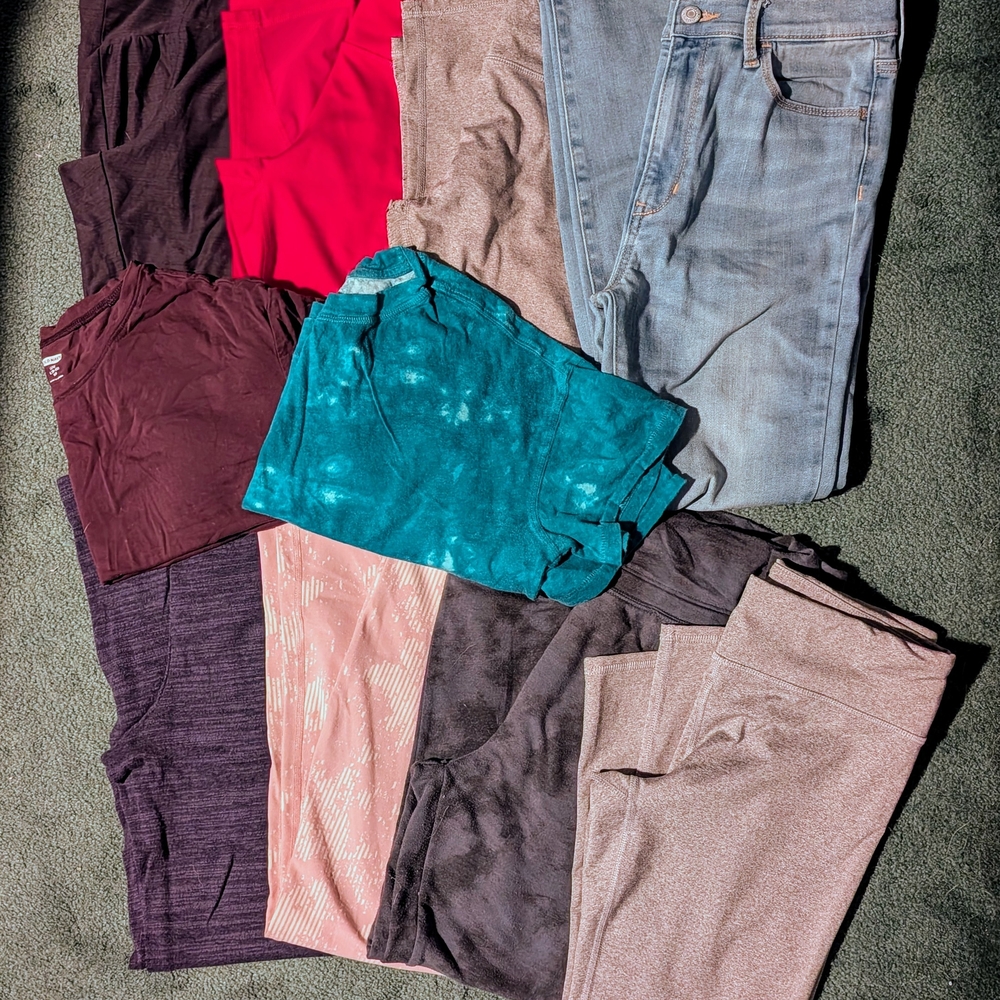 Girls Clothing LOT sz 10/12 plus leggings, shirts, jeans
